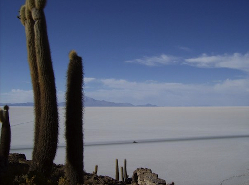 Le Salar de Uyuni, en Bolivie, où se trouve la plus grande réserve de lithium au monde. - Photo: R.Bougie