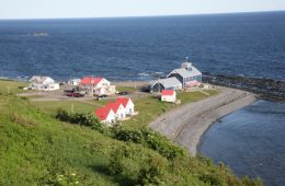 Le théâtre de la Vieille Forge siège sur la pointe de Petite-Vallée. Photo : Alain Lauzier