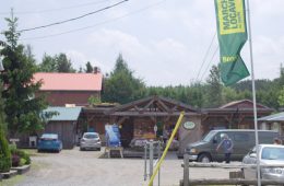 Le MarchÃ© Locavore, mis sur pied par la CoopÃ©rative de solidaritÃ© agroalimentaire de Racine, en Estrie, engendre des retombÃ©es Ã©conomiques considÃ©rables dans sa municipalitÃ©. Photo: M-J.Demers