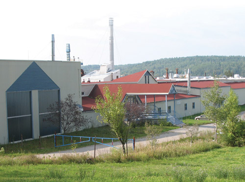 Les installations de Ville-Marie ont été fermées entre 2008 et 2010. Une cinquantaine de membres travailleurs ont retrouvé leur emploi avec la fondation de la Coopérative de travailleurs actionnaire, qui a permis la relance de l’usine sous le nom de LVL Global. Photo: LVL Global